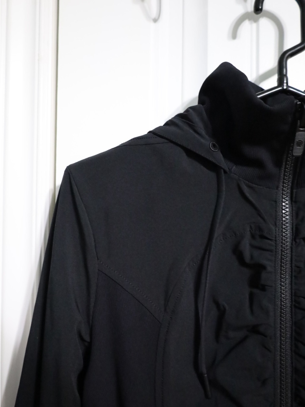 Lululemon Beyond the Studio Jacket in Black Womens Size 8 - Picture 5 of 13
